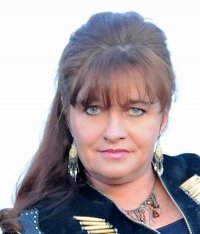 Maureen Dourlaris