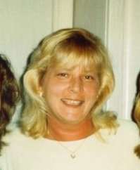 Suzanne Finger