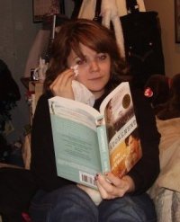 Lynda Wellhausen