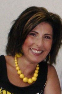 Linda Dekker