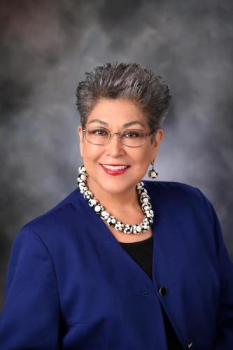 Elena Macias