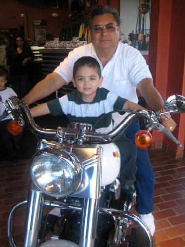 Nelson Flores