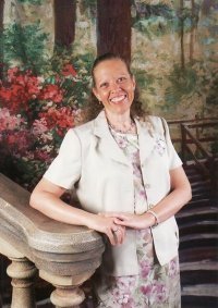 Jeanne Deinken