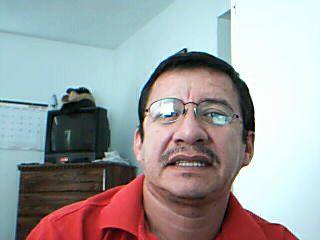 Carlos Flores