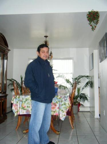 Robert Flores