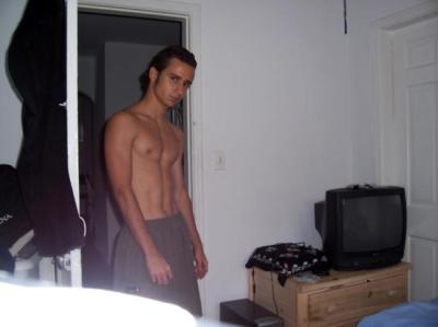 Adonis Reyes