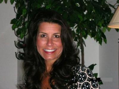 Maura Hayes