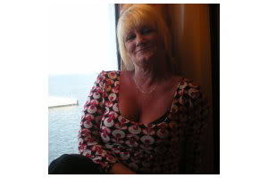 Linda Davies