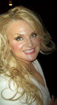 Roxanne Sanderson