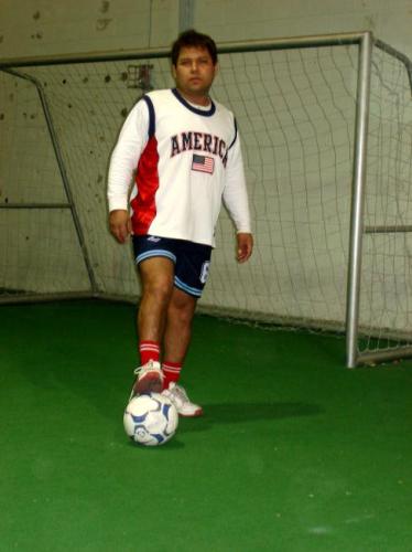 Elmer Flores
