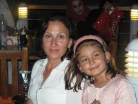 Nahid Farhoud