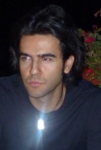 Kaveh Ghodstinat