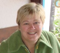 Elize Naude