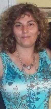 Defne Icsezen