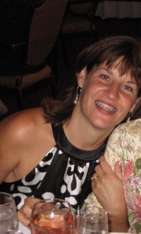 Suzanne Akana
