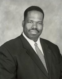 Benito Alomia