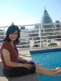 Nora Hamulak