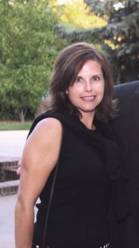 Cynthia Lesser
