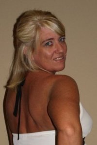 Anita Bobo