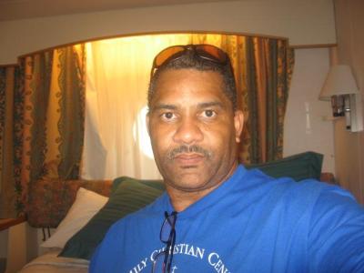 Darrell Holmes