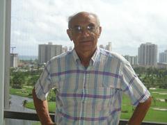 Efim Tabachnikov