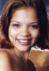 Myrna Flores