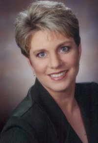 Kelli Charlton