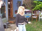 Julie Cox