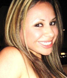 Lorina Flores