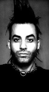 Darren Howard