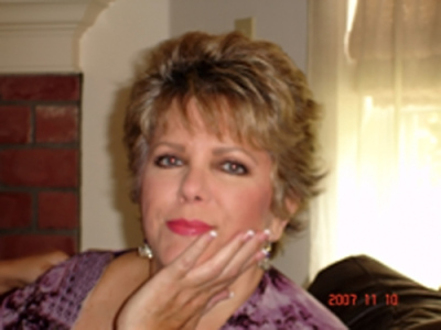Saundra Lane
