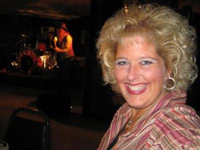 Holly Markwell