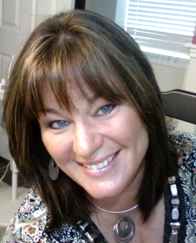 Angela Knaus