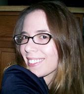 Stephanie Dray
