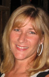 Nicole Bathke