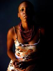 Noni Limargoueth