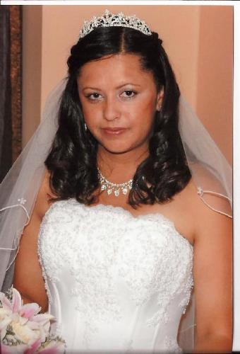 Adriana Ayarza