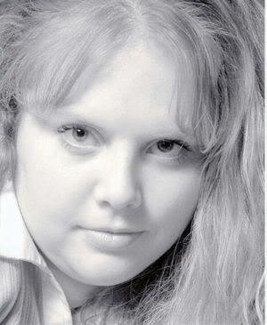 Julie Llewellyn