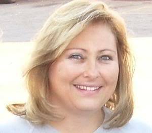 Lea Holt