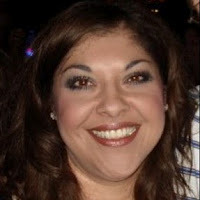 Suzzane Gomez
