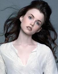 Nicole Linkletter