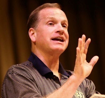 Daniel Akin