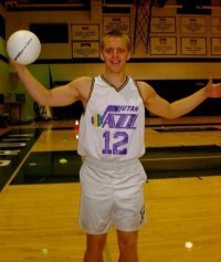 Gage Aker