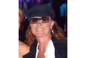 Tina Calhoun