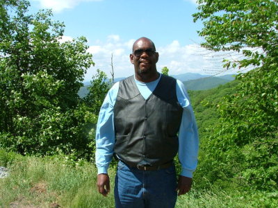 Kenneth Bolton