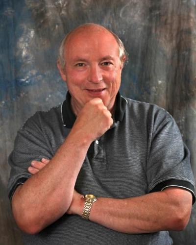 Michael Logan