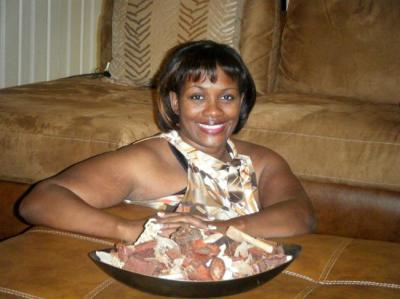Romayra Warner