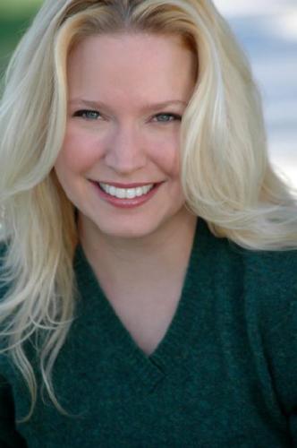 Tracey Steneck