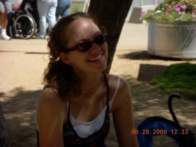 Lara Dinning