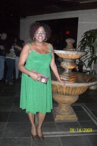 Yvonne Cruz